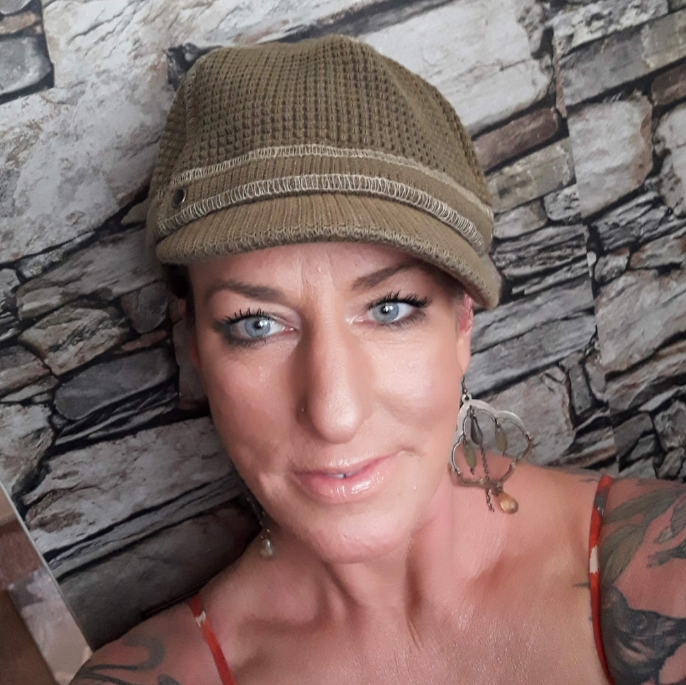 Meet your Posher, Lisa